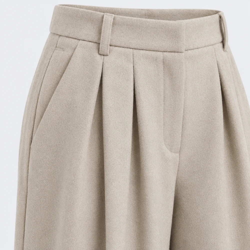 Wide-Leg Wool Trouser – detail